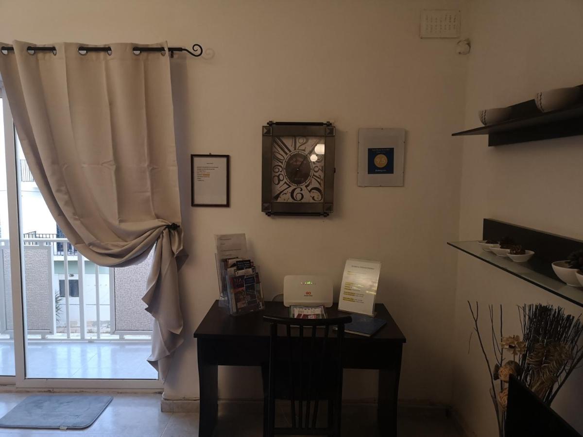 Village Corner 3 Bedroom Apartment With Garage Marsaskala Esterno foto