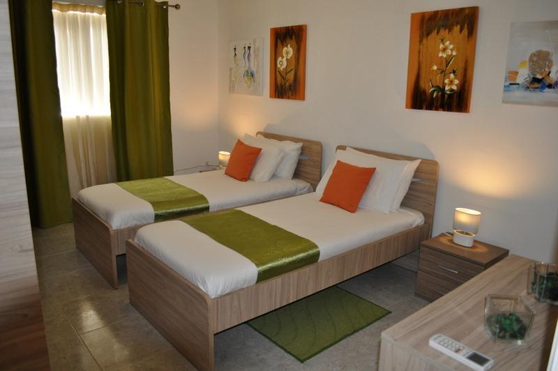Village Corner 3 Bedroom Apartment With Garage Marsaskala Esterno foto