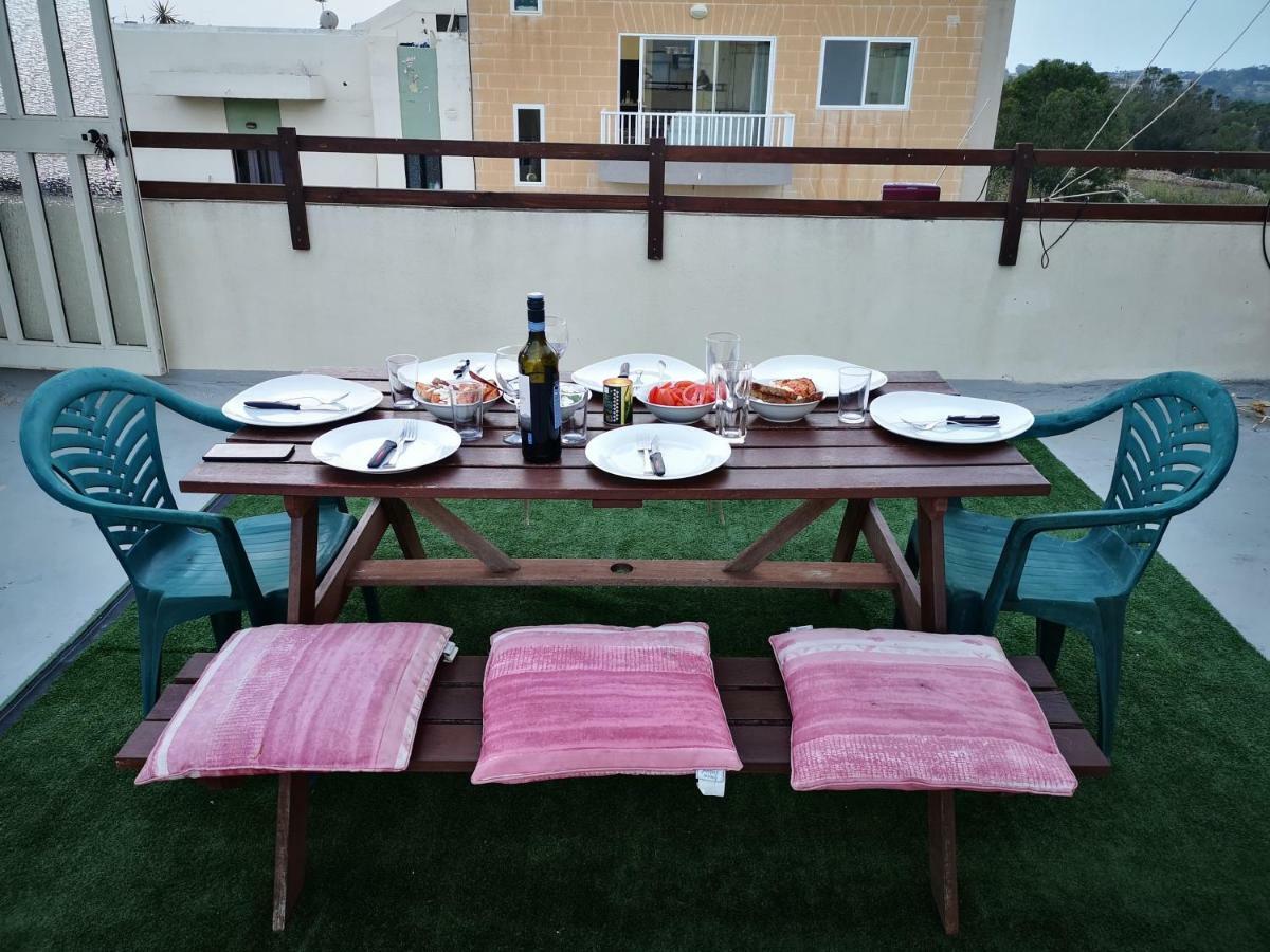 Village Corner 3 Bedroom Apartment With Garage Marsaskala Esterno foto