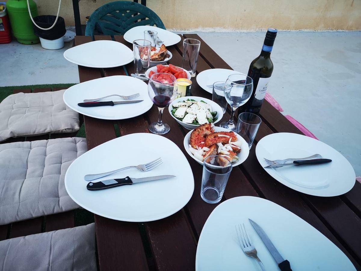 Village Corner 3 Bedroom Apartment With Garage Marsaskala Esterno foto